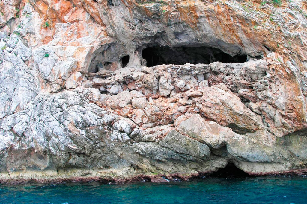 cave-of-lovers-alanya